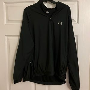 Mens Under Armour light weight jacket size large